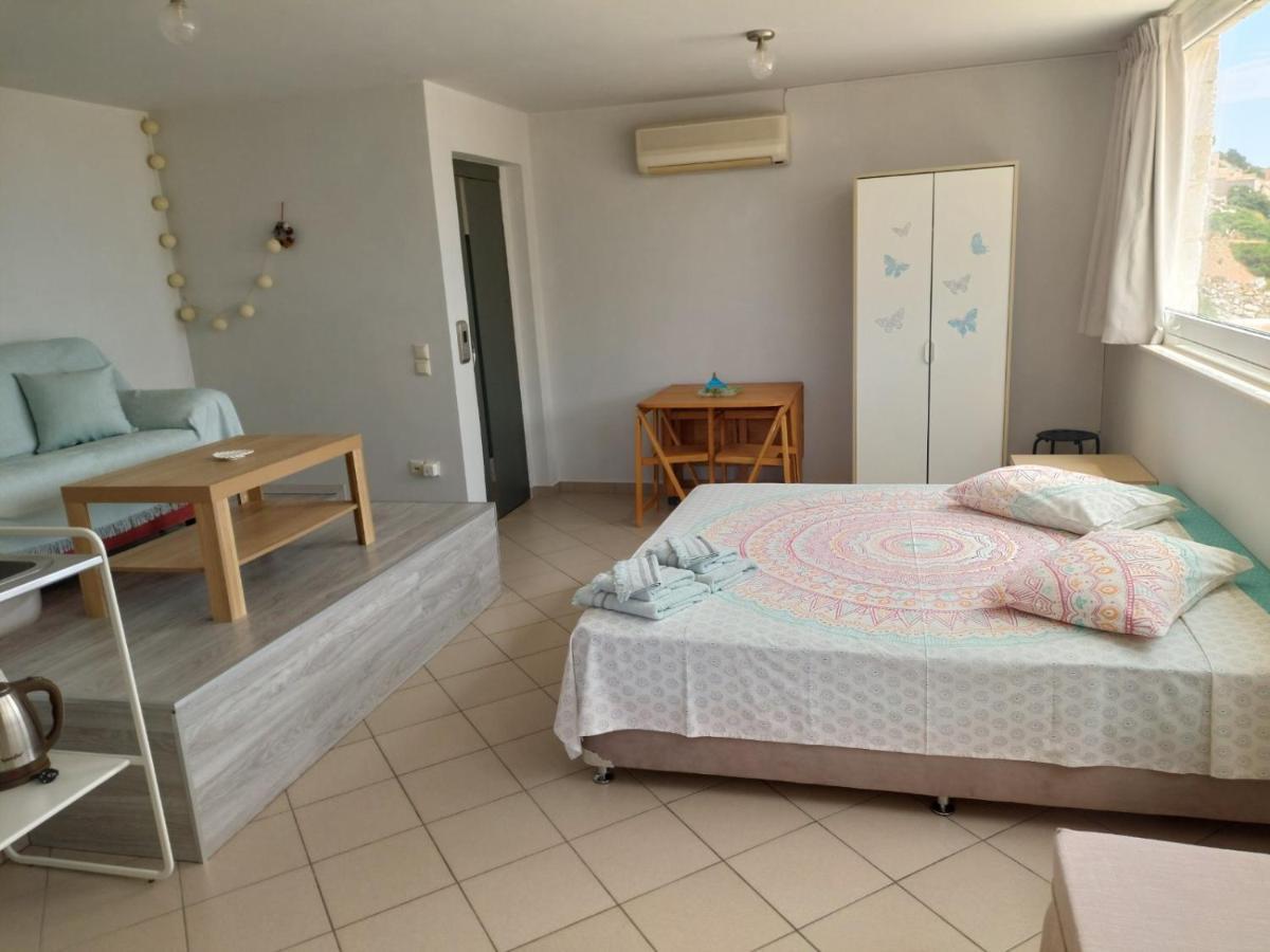 Viva B&B Anavyssos Exteriör bild